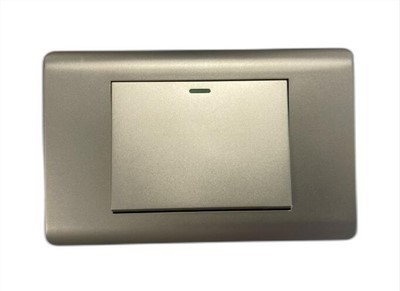 Вимикач побутової розетки